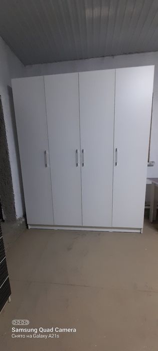 Шкаф новый 180см*220см