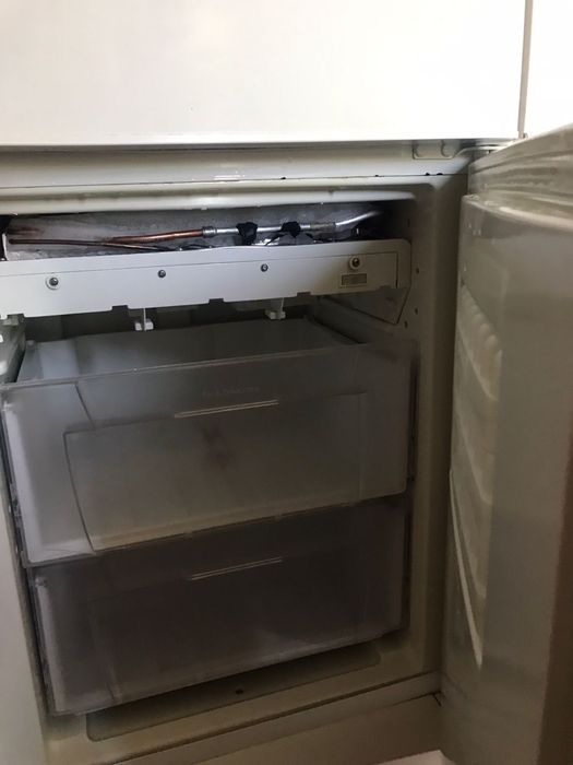 Холодильник indesit