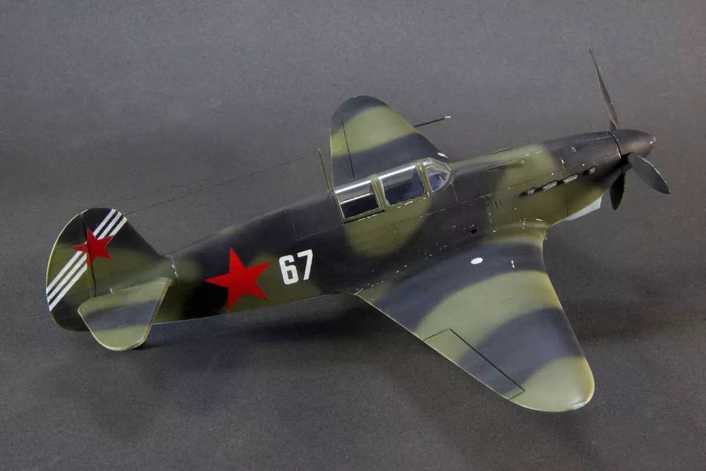 Сборная модель самолета Як-7А (1/48 ICM)