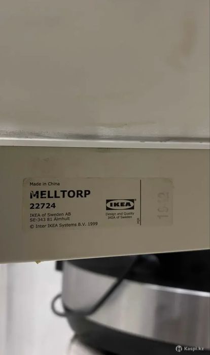 Продам стол Ikea