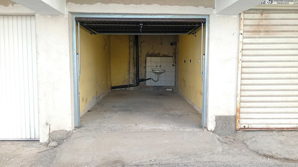 Продава се Едностаен апартамент в София, Илинден - 18 кв.м за 2040 €/кв.м - Снимка #2