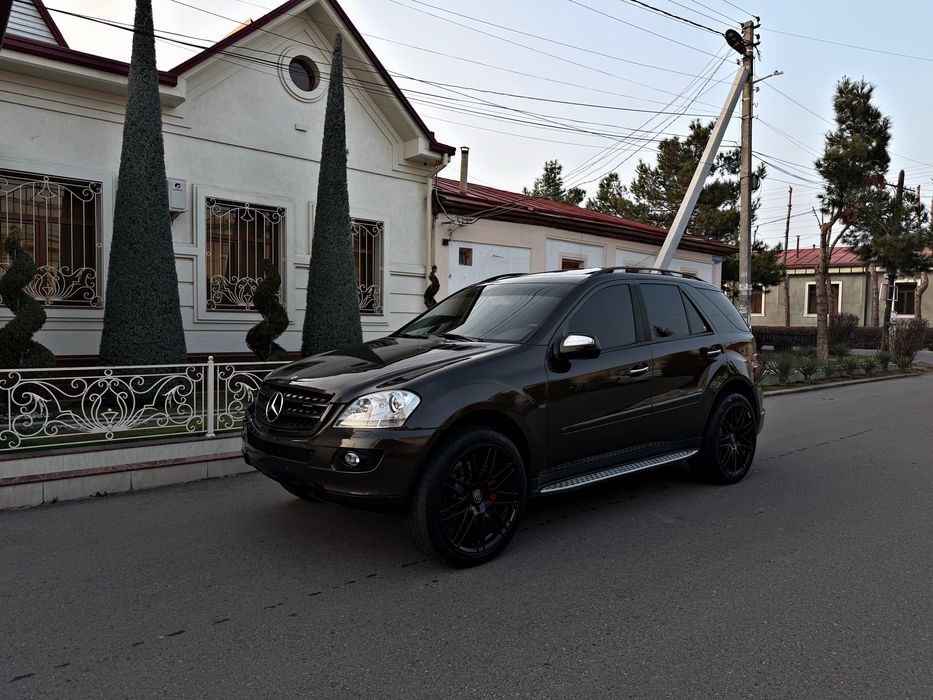 Mercedes ML 63 BRABUS Body kit Состаяние Зор Пробег 167000Км