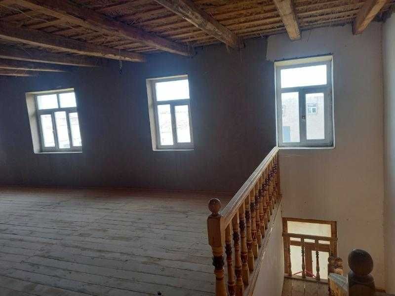 "Qurilish materiallri ishlab chiqarish shaxobchasi" binosining qismi