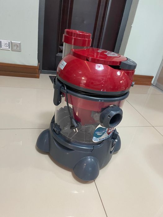 Моющий            пылесос