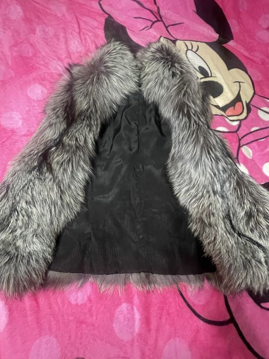 Продам безрукавку меховую