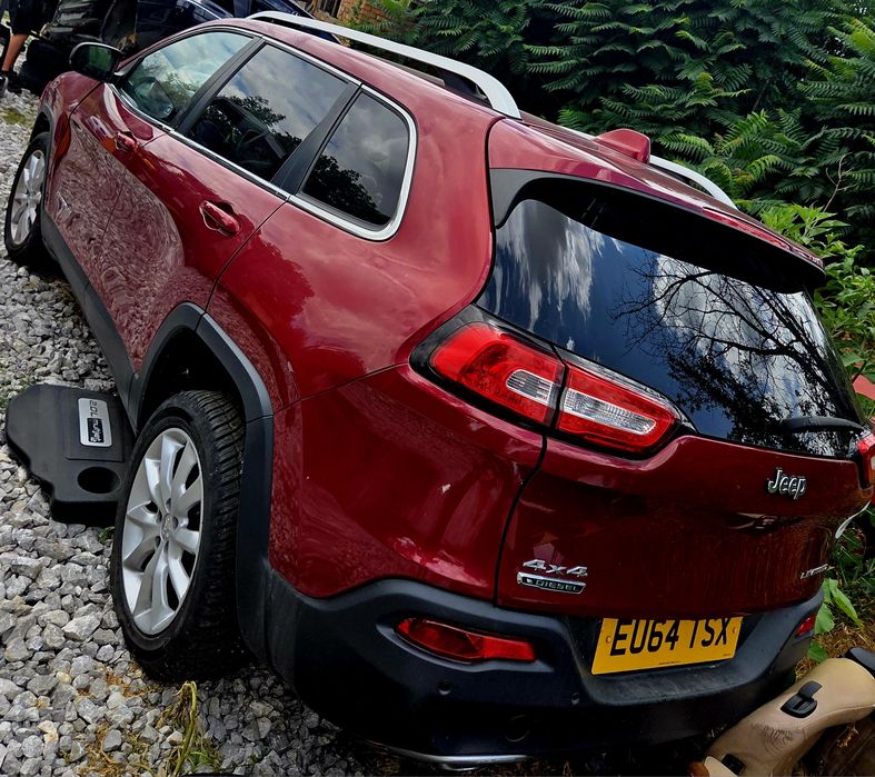 Jeep Cherokee 2014г. 2.0D Multijet На части!