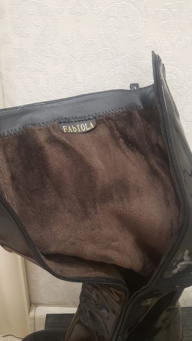 Женские сапоги черные