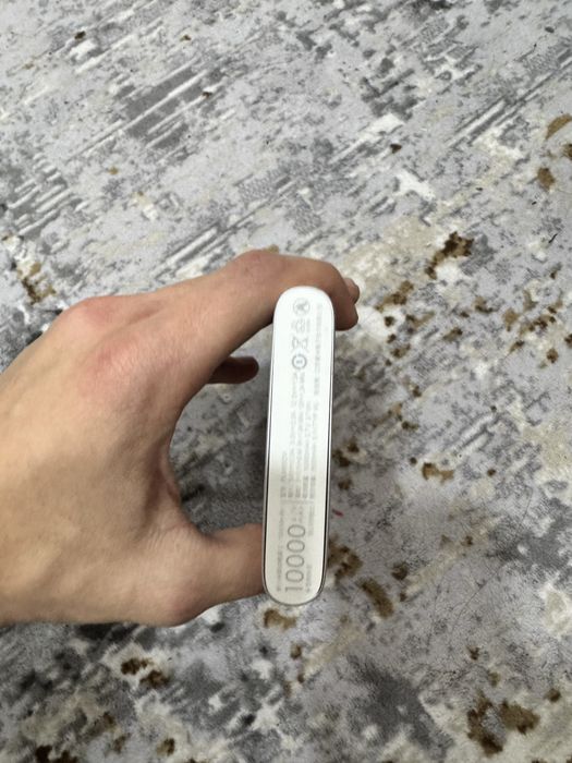 Продается почти новый mi powerbank 10000