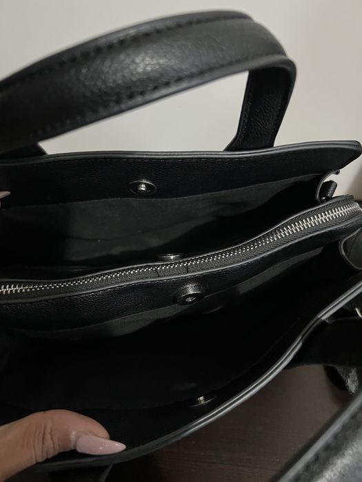 Дамска чанта,като нова със дълга дръжка