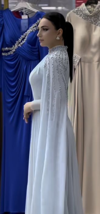 Вечернее платье  в пол