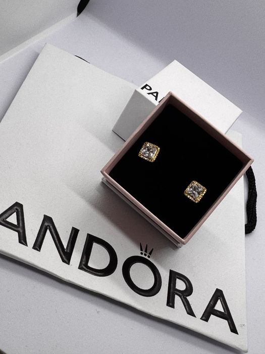 Pandora обеци Пандора