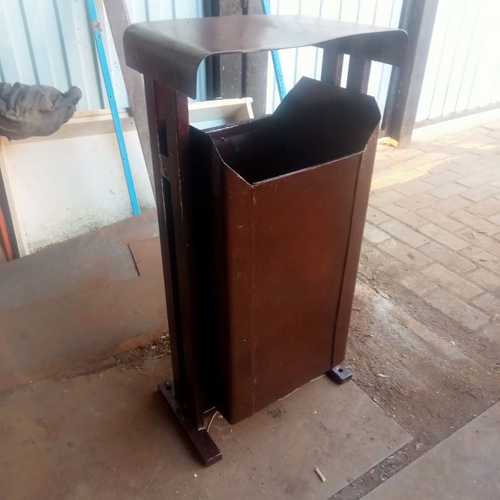 Урна для мусора обьемная