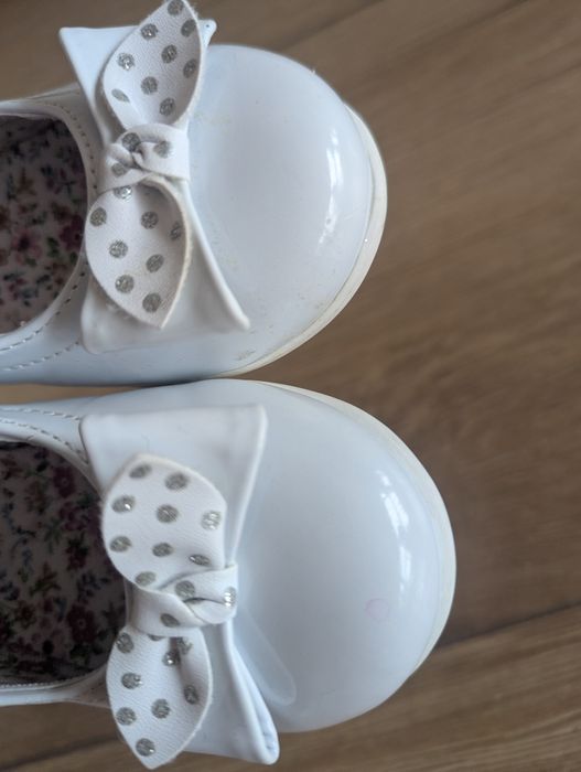 Детски официални обувки 22 номерр