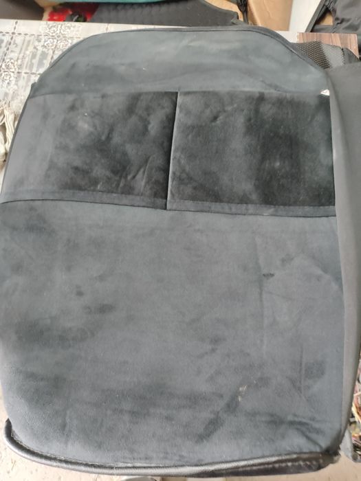 Авточехлы универсальные.