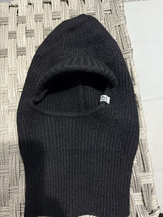 Оригинална шапка,тип маска на C.P.Company и Stone Island