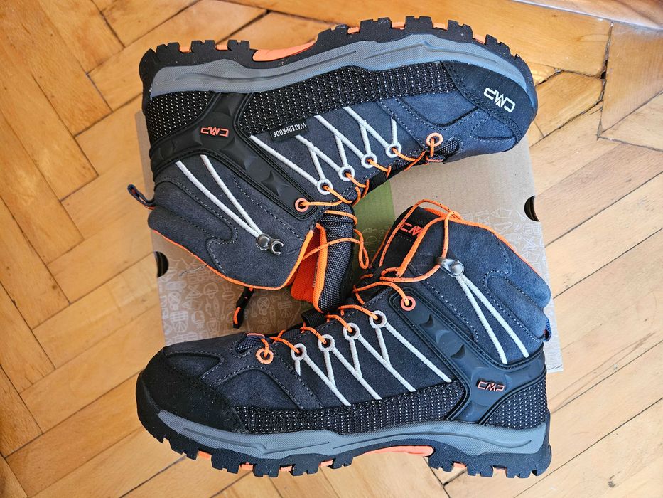 Vand bocanci copii CMP Rigel Mid Trekking, masura 37.