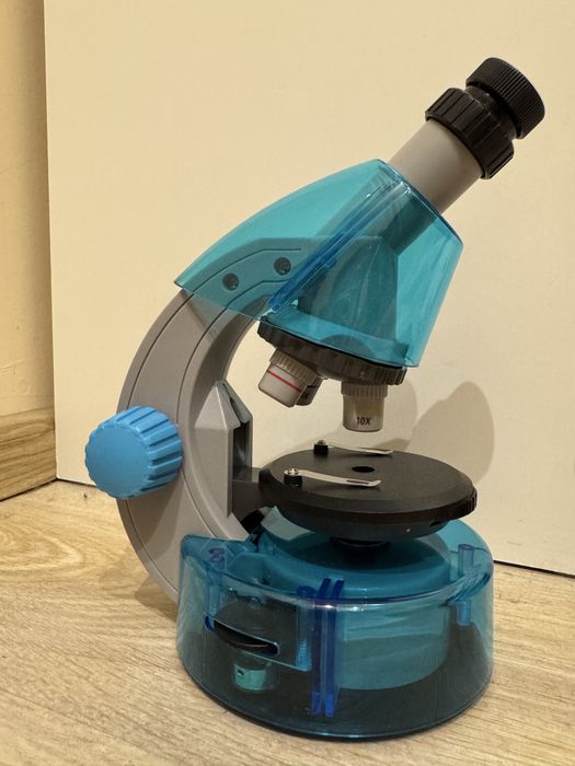 Микроскоп за деца