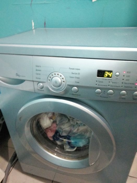 Продам стиральную машину