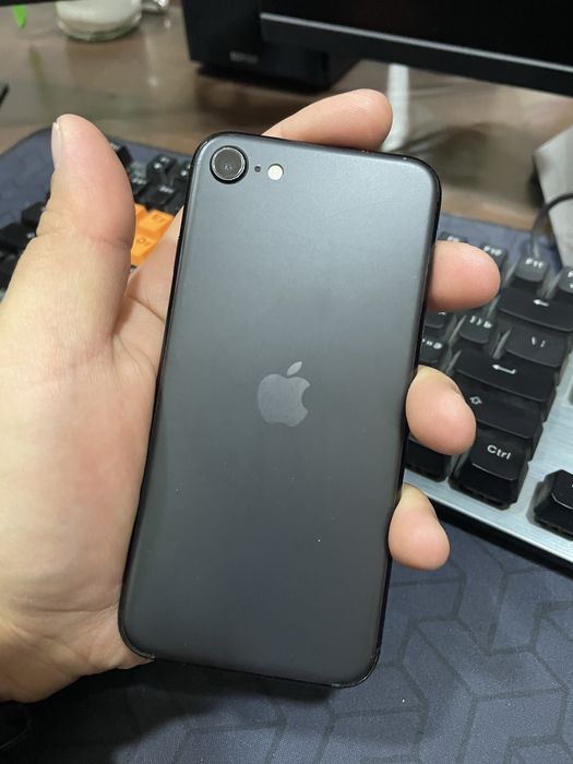Iphone se 2020 , 64 gb