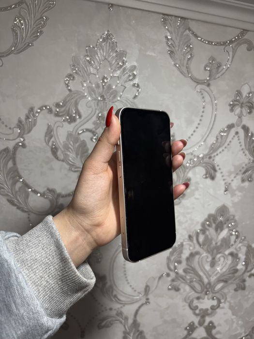 Продам айфон 13 в хорошем состоянии