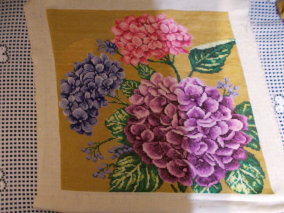 Нов гоблен "ХОРТЕНЗИИ"