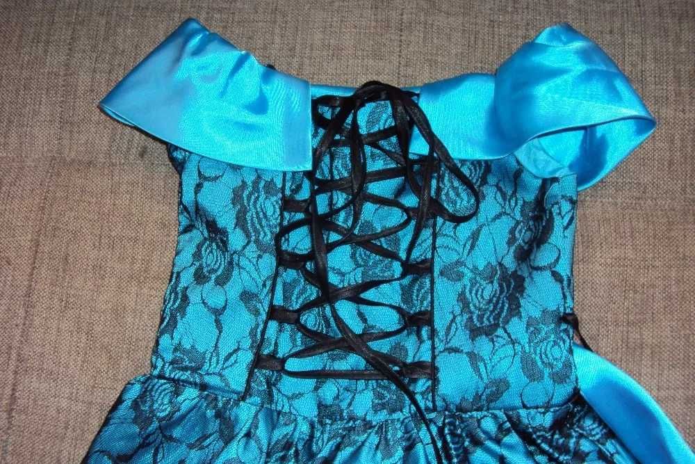 Праздничное платье на 6-8 лет.