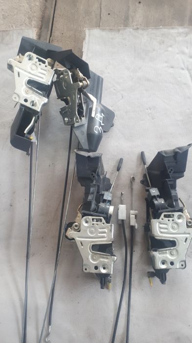 Мерцедес е290тд ,w210, Останали части.