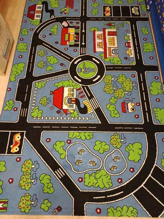 Продаётся детский ковёр