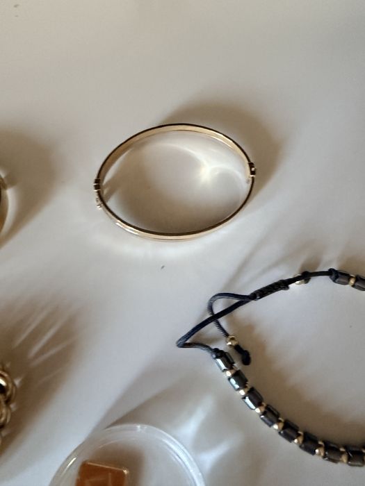 Vand Aur bratara 18 k, lingou de 24 k bratari 14 k preturi 24 k-650 lei, 18 k-550 lei, 14 k 450 lei