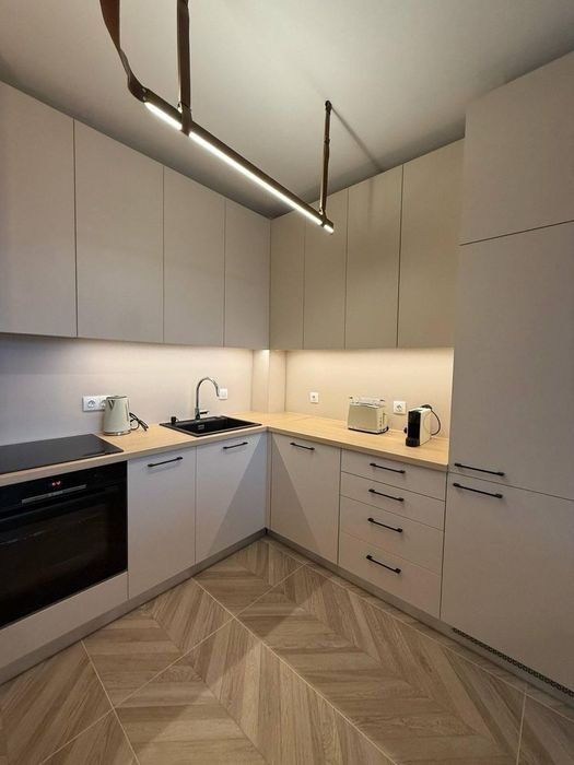 Дава се под наем Тристаен апартамент в София, Витоша - 120 кв.м за 1299 € - Снимка #5