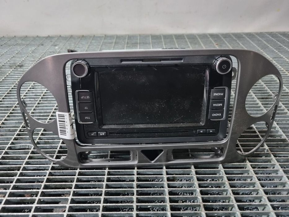 Navigatie Volkswagen Tiguan 5N 2007 - 2011 (1481) 3C8035195