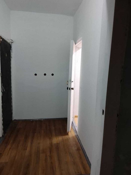 Продаю квартиру Яшнабадский р-он Авиасозлар-Слонима 1-ком 7-этаж 42м2