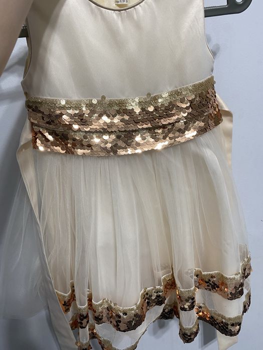 Детское платье..