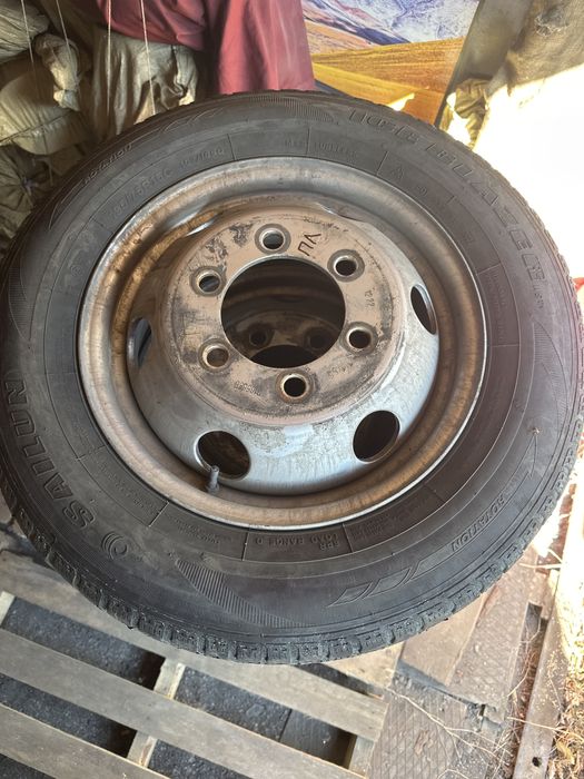 Шины с дисками 2 шт и 2 шт без дисков на Газель