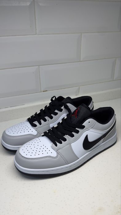 Кросовки найк новый 41рз