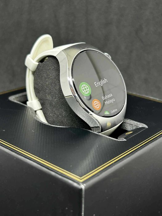 HUAWEI Watch 5 White Composite Strap 42мм / ГАРАНЦИЯ / КАТО НОВ