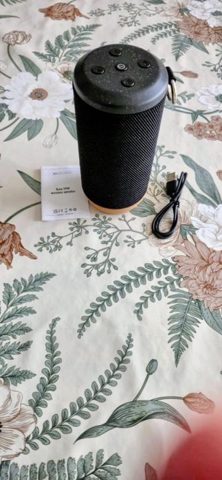 Vând boxă wireless 10W