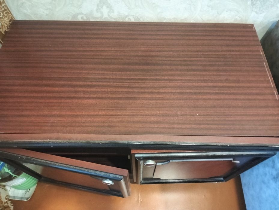 Тумбочка под телевизор