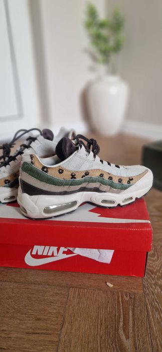 Nike Air Max 95 Premium "Daisy Chain"