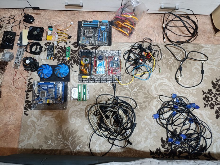 Запчасти на компьютер.