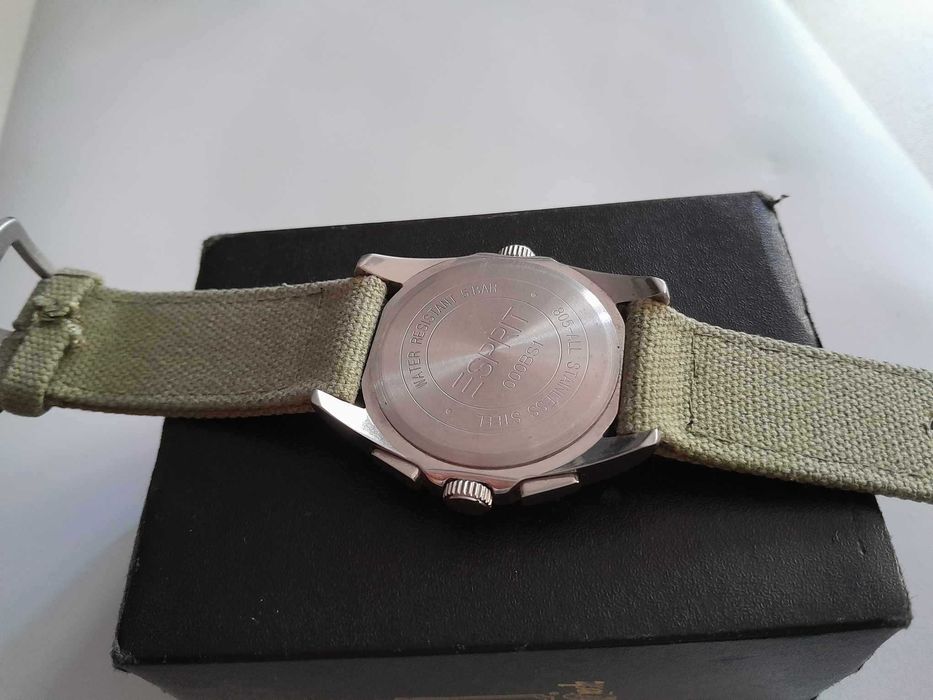 Часовник "Esprit Cronoghraph"