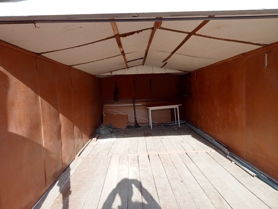 Сдам гараж на КШТ