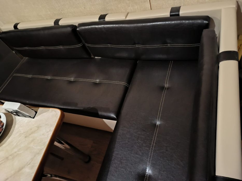 Кухонный диванчик