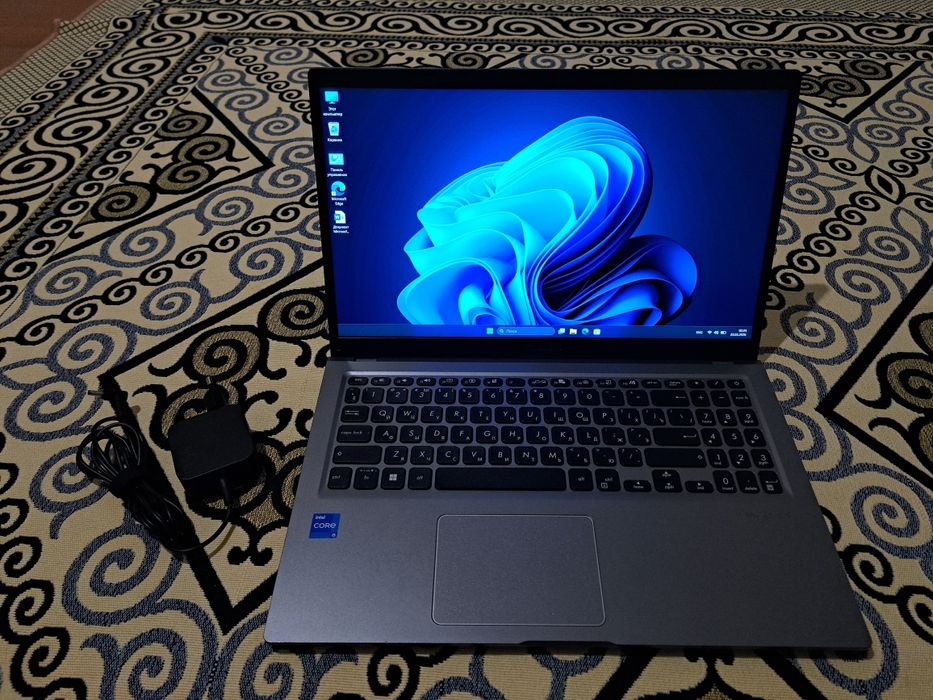 Asus Vivobook Core i5 1135g7