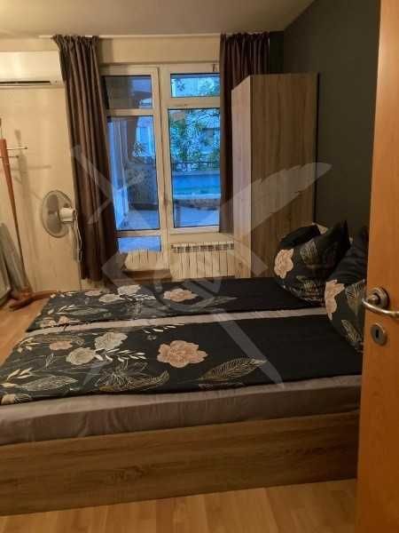 Тристаен апартамент под наем в Кършияка 11782421