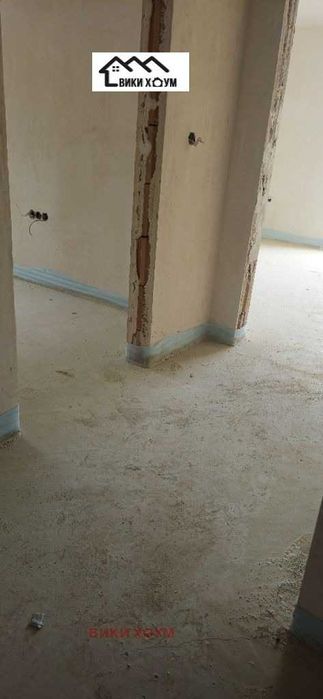 Продава се Двустаен апартамент в Варна, Център - 55 кв.м за 816 €/кв.м - Снимка #3