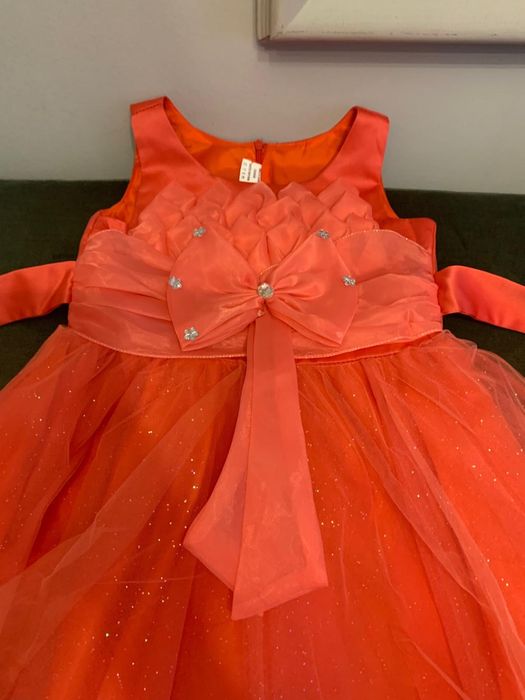 Rochie eleganta fetite 5 -6 ani