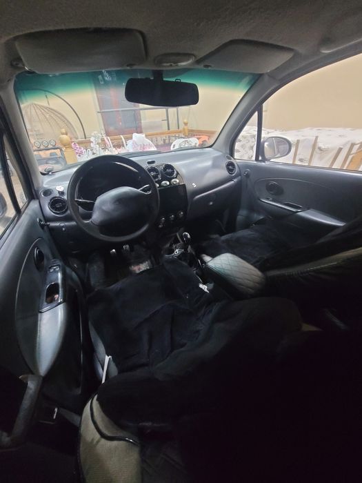 800$ boshlaĝich tôlov .