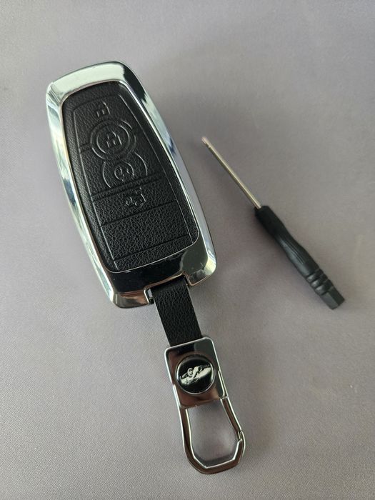 Гайки за джанти М14х1.5 за Форд и калъф да ключ (Ford Mustang)