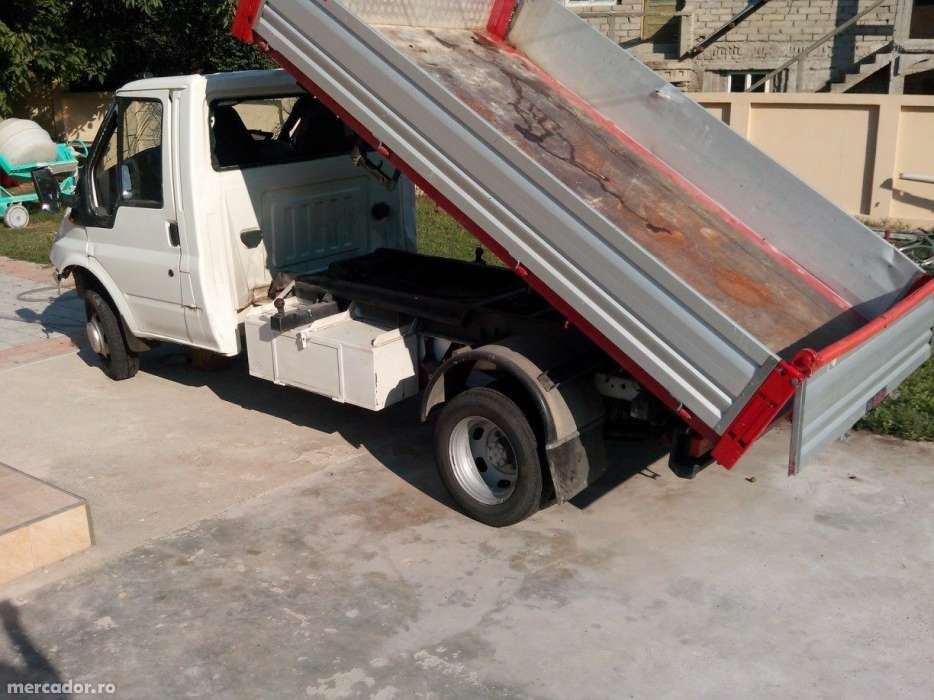 Caracasa / Capac filtru ulei Ford Transit Piese sau Mondeo